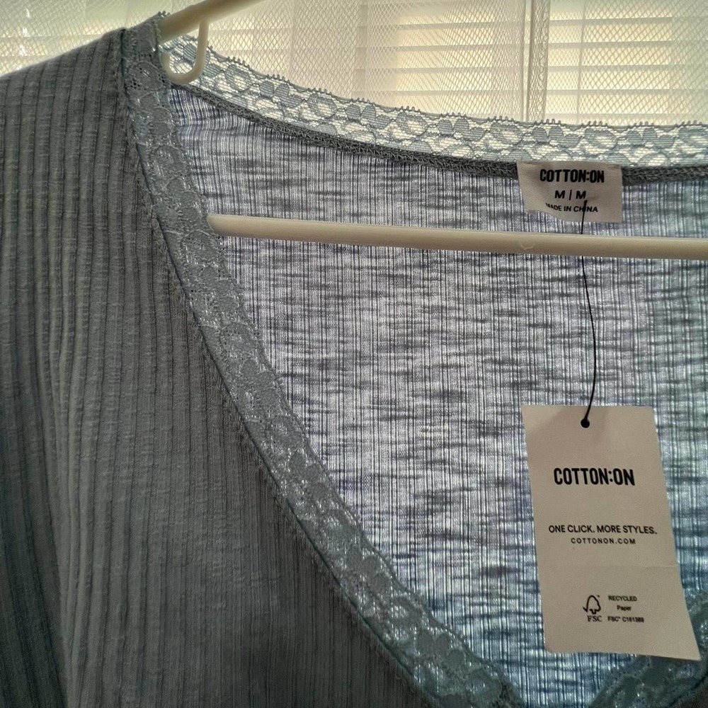 Cotton on three buttoned blouse